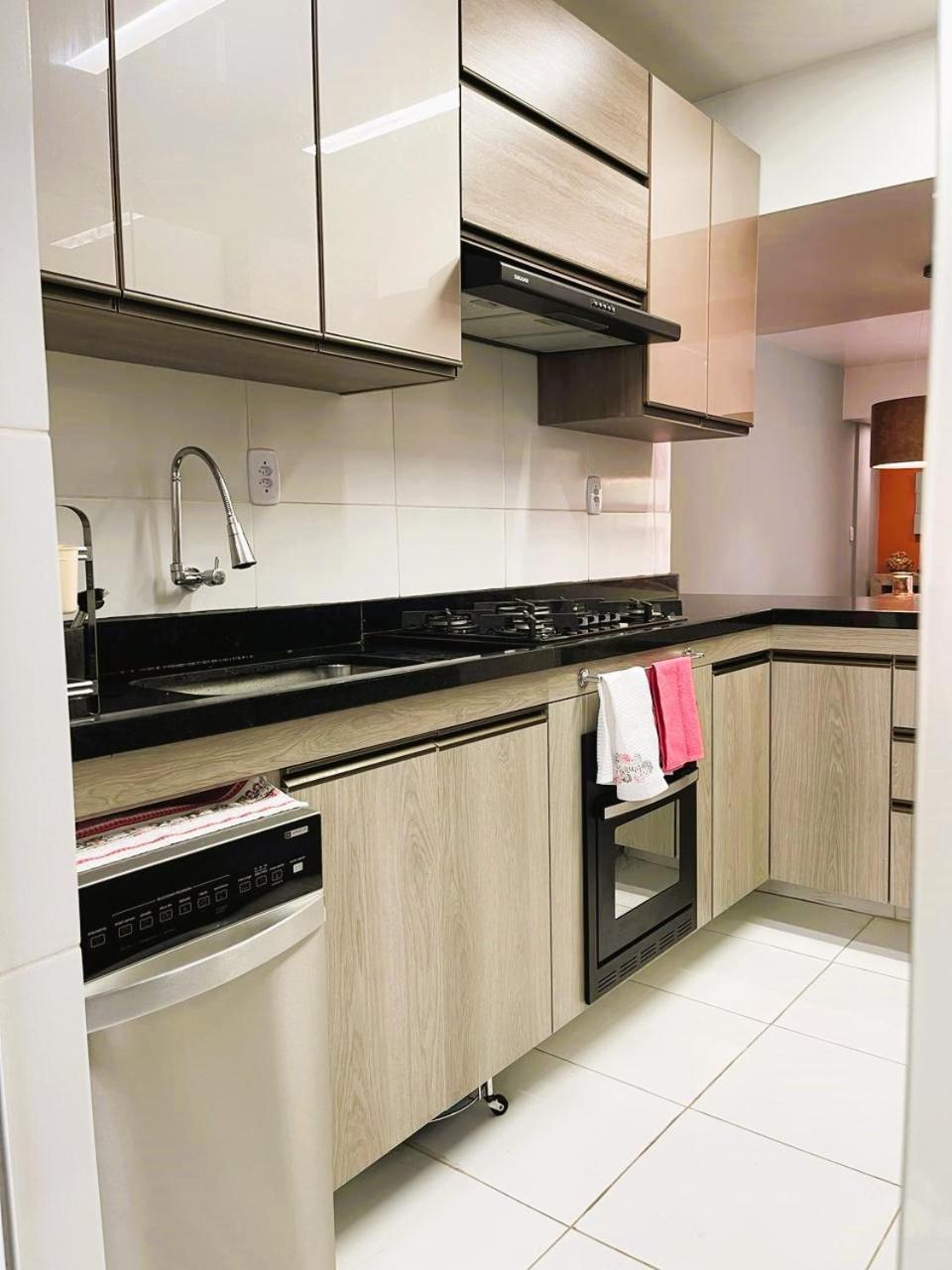 Apartamento De 3 Ambientes Com Aconchego E Excellente Localizacao Salvador Exterior photo